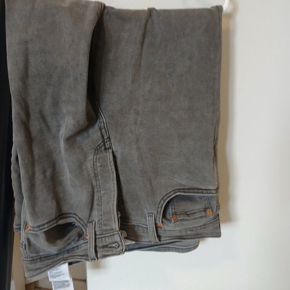 Levi's Wedgie Straight Style Grey Jeans